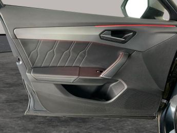 Cupra Formentor 1.5 TSI V2 DSG (150 ps) - LED - REVERSE CAM - NAV