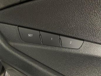 Audi e-tron 50 Sport quattro 71.2kWh (313 ps) - HEATED SEATS - ADJUSTABLE SU