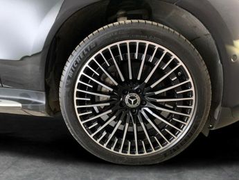 Mercedes-Benz EQC EQC 400 80kWh AMG Line (Premium) 4MATIC (408 ps) - REVERSE CAM -