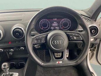Audi A3 1.5 TFSI CoD Black Edition S Tronic (150 ps) - BLUETOOTH - CRUIS