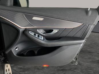 Mercedes-Benz EQC EQC 400 80kWh AMG Line (Premium) 4MATIC (408 ps) - REVERSE CAM -