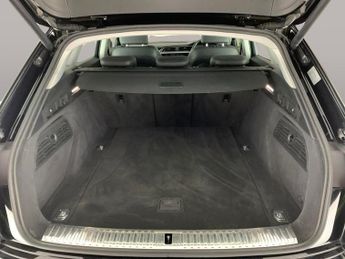 Audi e-tron 50 Sport quattro 71.2kWh (313 ps) - HEATED SEATS - ADJUSTABLE SU