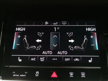 Audi e-tron 50 Sport quattro 71.2kWh (313 ps) - HEATED SEATS - ADJUSTABLE SU