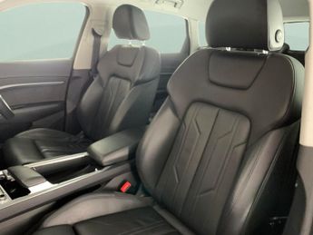 Audi e-tron 50 Sport quattro 71.2kWh (313 ps) - HEATED SEATS - ADJUSTABLE SU