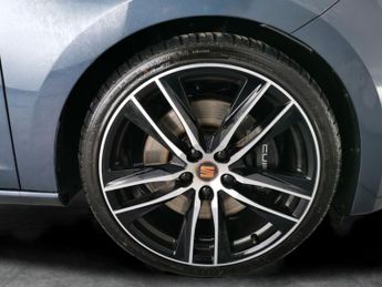 Seat Leon 2.0 TSI Cupra 290 DSG (290 ps) - PADDLE SHIFT - PARK SENSORS