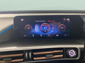 Mercedes-Benz EQC EQC 400 80kWh AMG Line 4MATIC (408 ps) - HEATED LEATHER - COMFOR