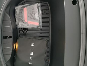 Tesla Model 3 Standard Range Plus RWD (241 bhp) - PARK ASSIST - LED - REVERSE 