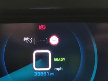 Peugeot E-2008 50kWh GT (136 ps) - REVERSE CAM - NAV - HEATED SEATS
