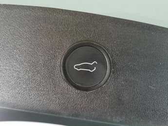 Tesla Model 3 Standard Range Plus RWD (241 bhp) - PARK ASSIST - LED - REVERSE 