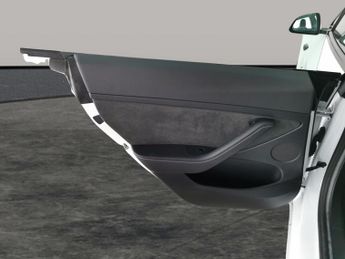 Tesla Model 3 Standard Range Plus RWD (241 bhp) - PARK ASSIST - LED - REVERSE 