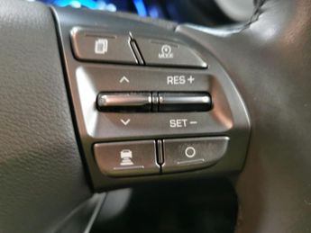 Hyundai Ioniq 38.3kWh Premium SE (136 ps) - LED - REVERSE CAM - NAV