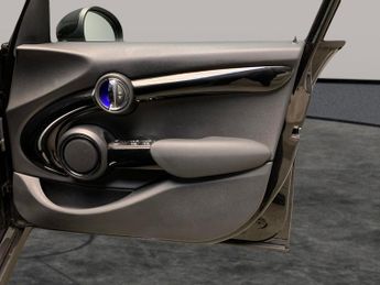 Mini Hatch 2.0 Cooper S (192 ps) - PARK SENSORS - DIAMOND CLOTH-LEATHER - C