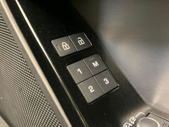 Land Rover Range Rover Velar 2.0 P250 R-Dynamic SE 4WD (249 ps) - KEYLESS ENTRY - MERIDIAN AU