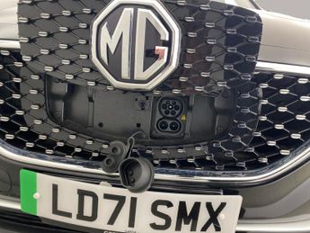 MG MG ZS 44.5kWh Excite (143 ps) - LANE DEPARTURE  - BLUETOOTH - DRIVING 