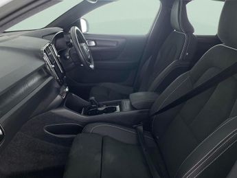 Volvo XC40 Recharge Twin 78kWh Ultimate AWD (408 ps) - KEYLESS ENTRY - 360 