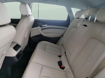 Audi e-tron 50 Technik quattro 71.2kWh (313 ps) - CARPLAY - LED - REVERSE CA