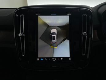 Volvo XC40 Recharge Twin 78kWh Ultimate AWD (408 ps) - KEYLESS ENTRY - 360 