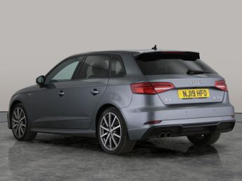 Audi A3 1.5 TFSI CoD 35 Black Edition Sportback S Tronic (150 ps) - BLUE