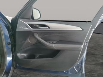 BMW iX3 80kWh Premier Edition (286 ps) - DRIVING ASSISTANT - KEYLESS ENT