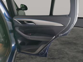 BMW iX3 80kWh Premier Edition (286 ps) - DRIVING ASSISTANT - KEYLESS ENT