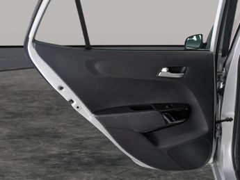 Kia Picanto 1.0 DPi 3 AMT (66 bhp) - NAV - BLUETOOTH - CRUISE