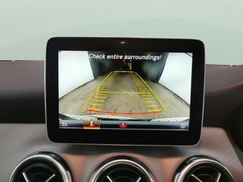 Mercedes-Benz GLA 1.6 GLA180 GPF Urban Edition 7G-DCT (122 ps) - DAB - KEYLESS-GO 