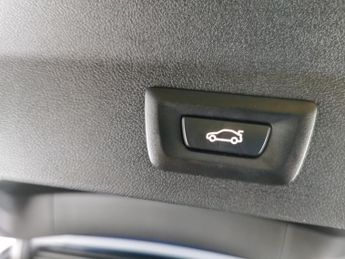 BMW iX3 80kWh Premier Edition (286 ps) - DRIVING ASSISTANT - KEYLESS ENT