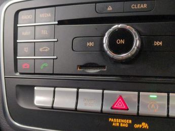 Mercedes-Benz GLA 1.6 GLA180 GPF Urban Edition 7G-DCT (122 ps) - DAB - KEYLESS-GO 