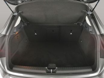 Mercedes-Benz GLA 1.6 GLA180 GPF Urban Edition 7G-DCT (122 ps) - DAB - KEYLESS-GO 