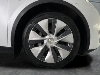 Tesla Model Y SUV RWD (346 ps) - REVERSE CAM - NAV - LEATHER