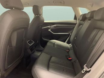 Audi e-tron 50 Technik quattro 71.2kWh (11kW Charger) (313 ps) - ADJUSTABLE 