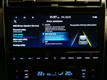 Hyundai Tucson 1.6 h T-GDi 13.8kWh Premium Plug-in 4WD (265 ps) - HEATED SEATS