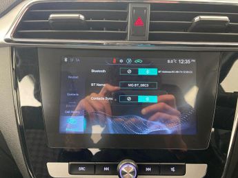 MG MG ZS 44.5kWh Excite (143 ps) - LANE DEPARTURE  - BLUETOOTH - DRIVING 