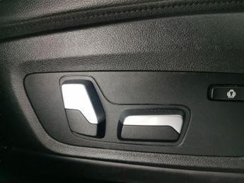 BMW iX3 80kWh Premier Edition (286 ps) - DRIVING ASSISTANT - KEYLESS ENT