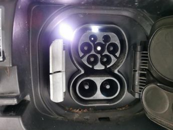 BMW iX3 80kWh Premier Edition (286 ps) - DRIVING ASSISTANT - KEYLESS ENT