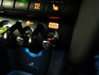 Mini Electric Hatch Cooper SE 32.6kWh Level 2 (184 ps) - REVERSE CAM - NAV - HEATED 