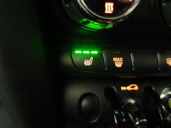 Mini Electric Hatch Cooper SE 32.6kWh Level 2 (184 ps) - REVERSE CAM - NAV - HEATED 