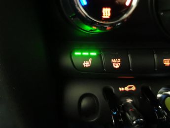 Mini Electric Hatch Cooper SE 32.6kWh Level 2 (184 ps) - ROOF AND MIRROR CAPS - BLAC