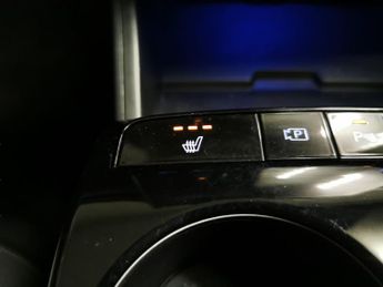 Hyundai Tucson 1.6 h T-GDi 13.8kWh Premium Plug-in 4WD (265 ps) - HEATED SEATS