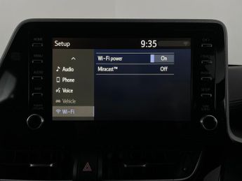 Toyota C-HR 1.8 VVT-h GPF Icon CVT (122 ps) - WIFI - LANE DEPARTURE  - BLUET