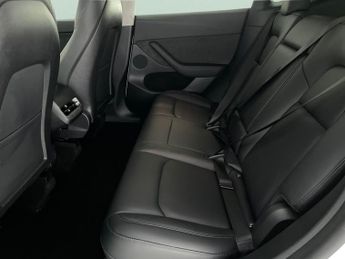Tesla Model Y SUV RWD (346 ps) - REVERSE CAM - NAV - LEATHER