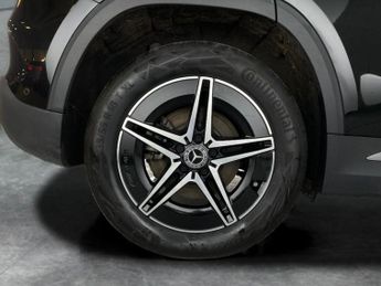 Mercedes-Benz EQA EQA 350 66.5kWh AMG Line 4MATIC (292 ps) - SELF PARK - LED - REV