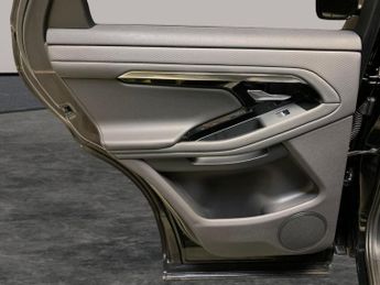 Land Rover Range Rover Evoque 2.0 D150 MHEV R-Dynamic S 4WD (150 ps) - HEATED LEATHER - ELECTR