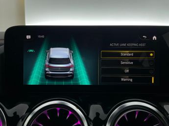 Mercedes-Benz EQA EQA 350 66.5kWh AMG Line 4MATIC (292 ps) - SELF PARK - LED - REV