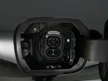 Mercedes-Benz EQA EQA 350 66.5kWh AMG Line 4MATIC (292 ps) - SELF PARK - LED - REV