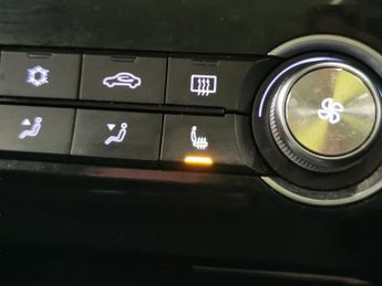 MG MG ZS 44.5kWh Exclusive (143 ps) - KEYLESS ENTRY - REVERSE CAM - NAV