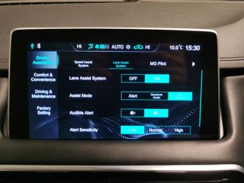 MG Mg Hs 1.5 T-GDI 16.6kWh Exclusive Plug-in (258 ps) - KEYLESS ENTRY