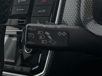 Volkswagen E-up! 36.8kWh e-up! (82 ps) - CRUISE - DIGITAL CLIMATE CONTROL - CLIMA