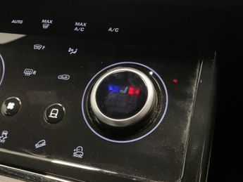 Land Rover Range Rover Evoque 2.0 D150 MHEV R-Dynamic S 4WD (150 ps) - HEATED LEATHER - WIFI