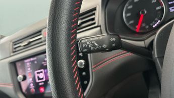 Seat Arona 1.5 TSI EVO FR Red Edition DSG (150 ps) - CLIMATE CONTROL - PRIV